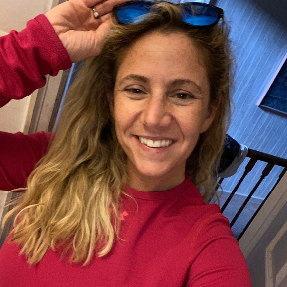 Meet your Posher, Samantha. - Picture 2 of 7